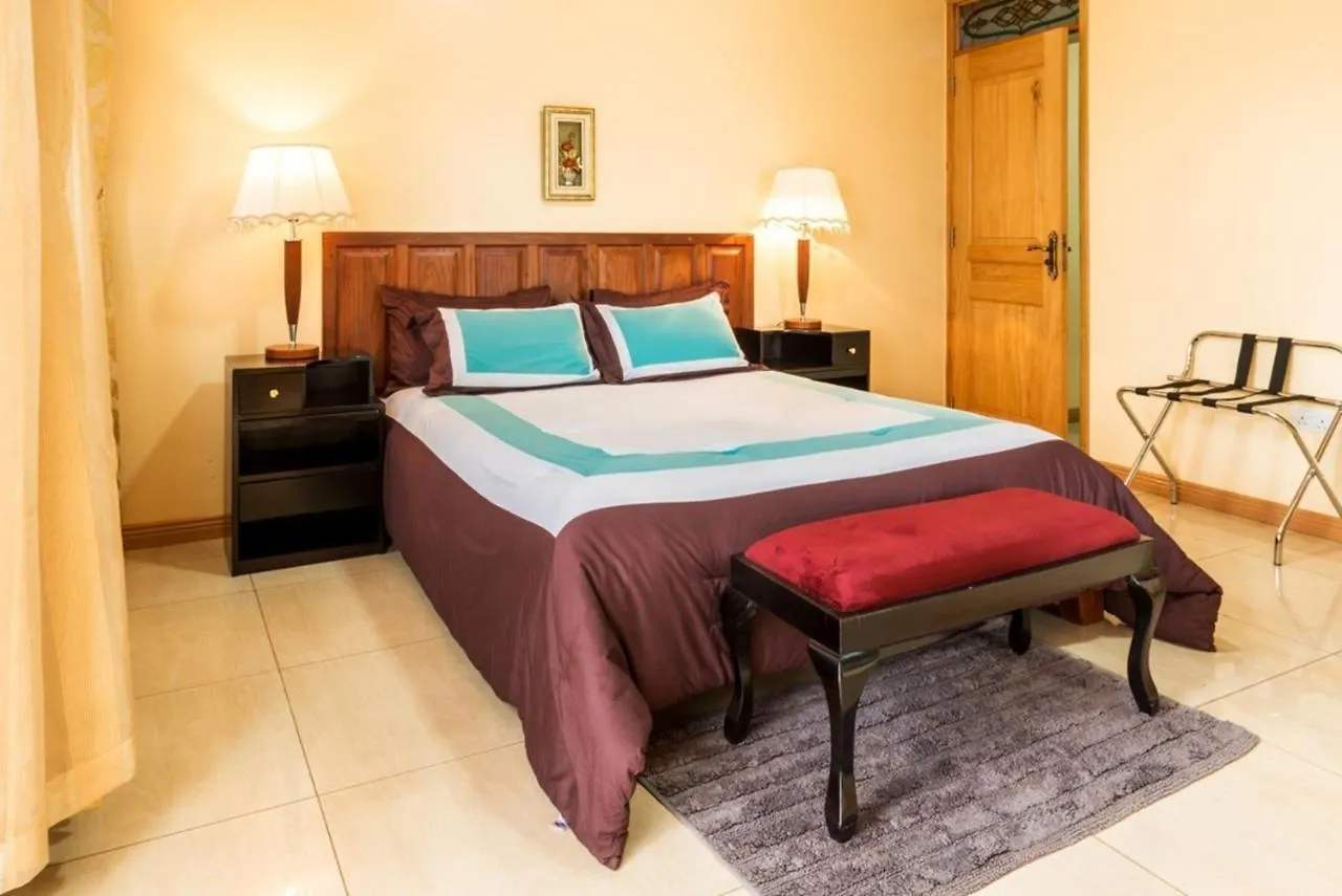 Apartment In Secure Resort - 46 People Kampala Uganda