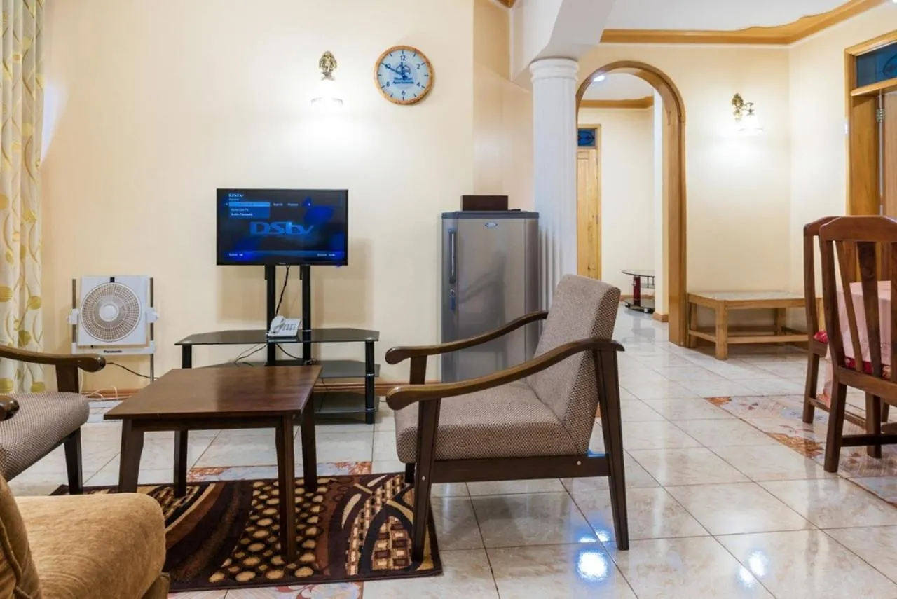 Apartment In Secure Resort - 46 People Kampala Uganda